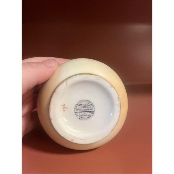 Antique Locke & Co Worcester Hand Painted Vase Floral Double Handle Gilded READ - Picture 3 of 8